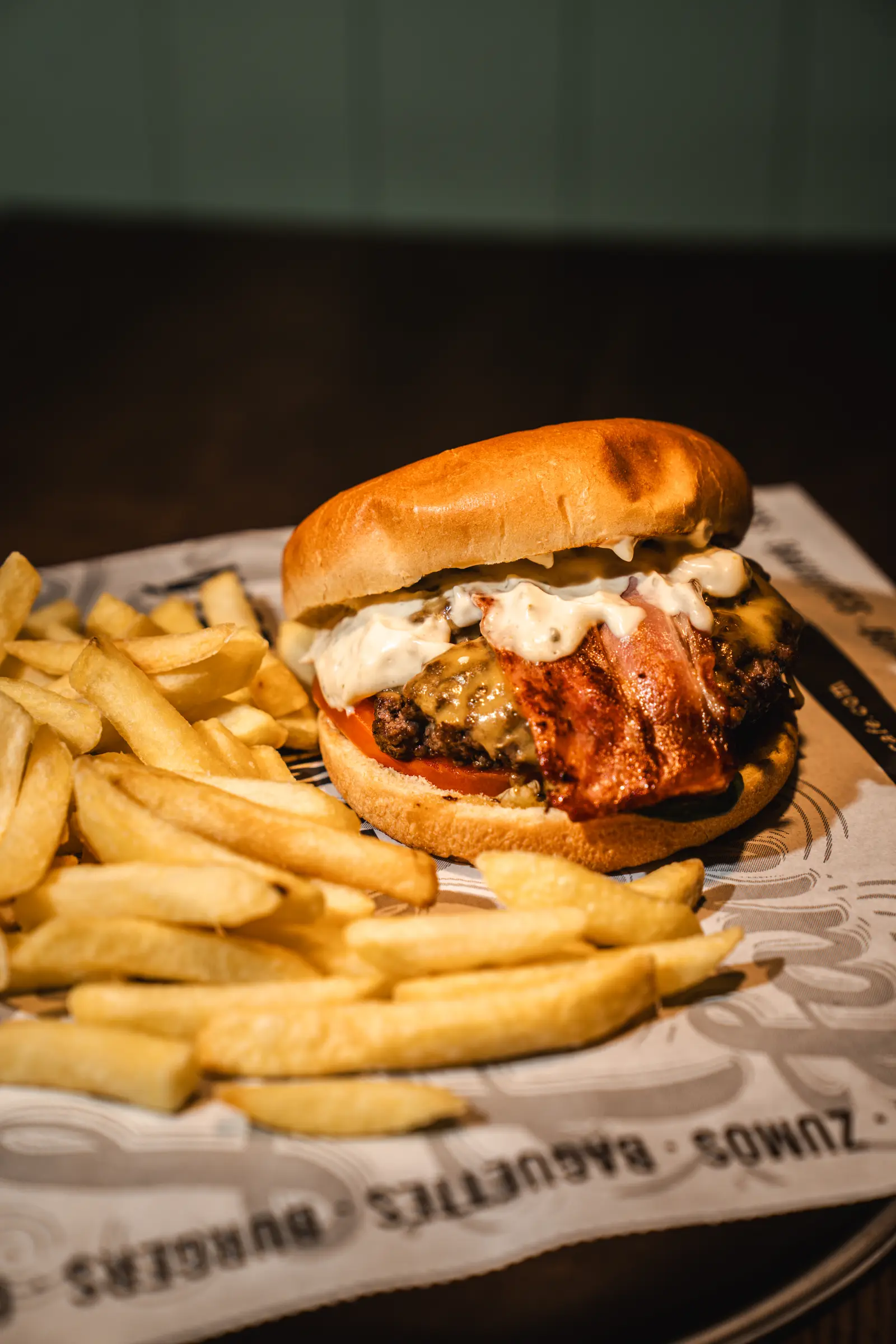 Hamburguesa con patatas
